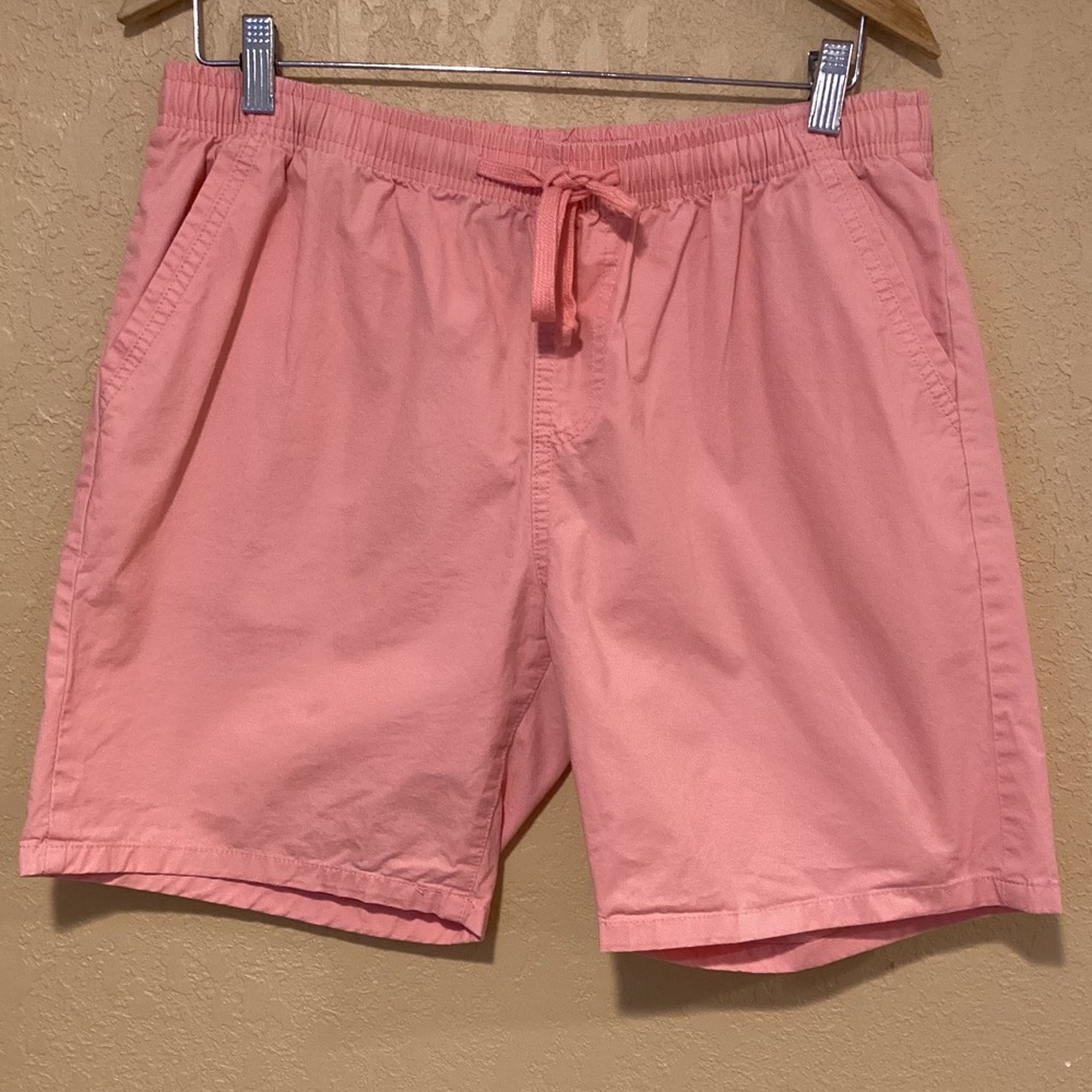 Urban Pipe Men's Shorts, Elastic‎ Waist, Color Rose, Front/back pockets, Size 34